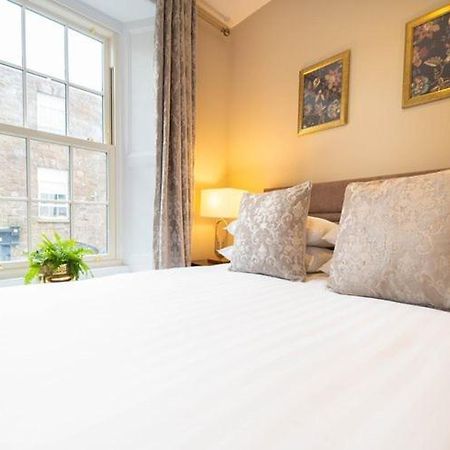 Adams Townhouse Bed and Breakfast Dingle Exteriör bild